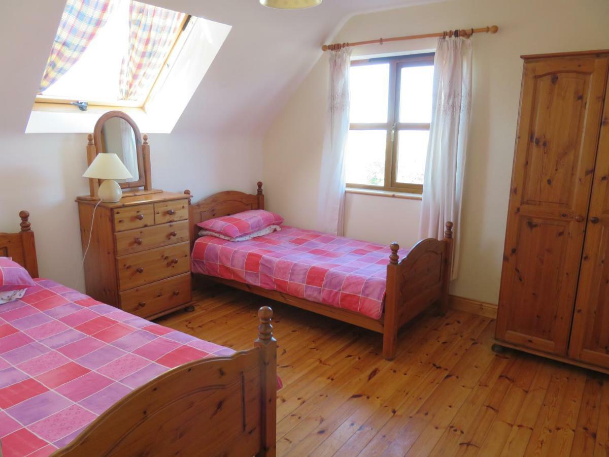 Letterfrack Mountain Farm Cottage On Farm In Village Centre Luaran gambar